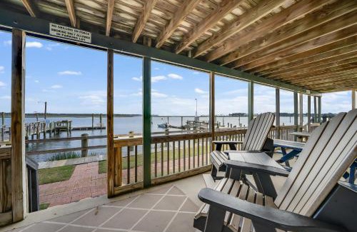 Chincoteague Apartment | Beachy Place