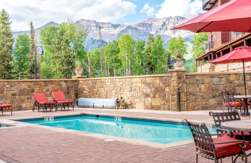 Mountain Village Condo | Bear Creek Lodge 108a 1 Bedroom Condo by Alpine Lodging Telluride
