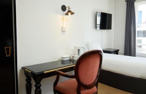 Havant Hotel | Bear Hotel by Greene King Inns