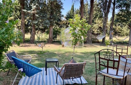 Avignon Apartment | Beau studio dans mas provençal