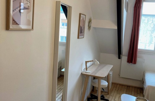 Clamart Apartment | Beau Studio Lumineux et Bien Desservi, en Plein Coeur de Clamart