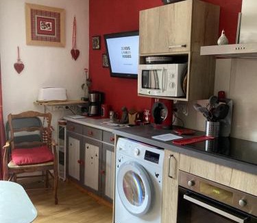 Bagneres-de-Luchon Apartment | Beau studio plus, tout confort, classé 3 étoiles par le comité départemental du tourisme de la Haute Garonne