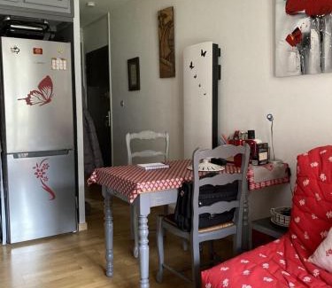 Bagneres-de-Luchon Apartment | Beau studio plus, tout confort, classé 3 étoiles par le comité départemental du tourisme de la Haute Garonne