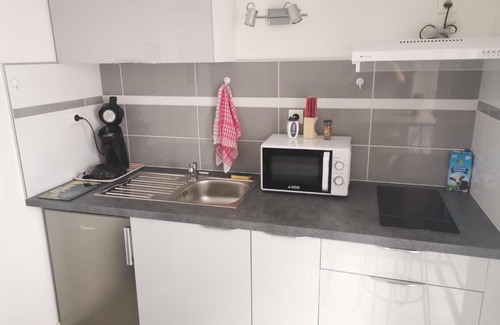 Cahors Old Town Apartment | Beau STUDIO rénové lumineux , calme , wifi