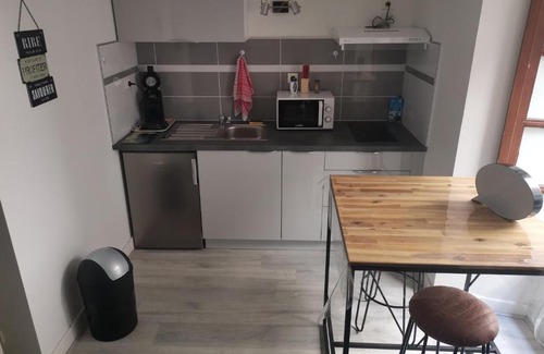Cahors Old Town Apartment | Beau STUDIO rénové lumineux , calme , wifi