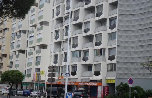 Carnon-Plage Apartment | Beau T2 (53m²) climatisé, parking, à Carnon plage (5 personnes) 300 m plage