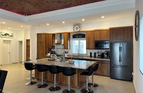 San Carlos House | Beautiful new home in San Carlos, Sonora. Prime location very close to the beach