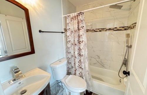 Fort Totten House | Beautiful 3BR Updated House DC - Private Parking