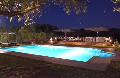 Gouvia Villa | Beautiful 9-Bed Villa in Gouvia with Tennis Court