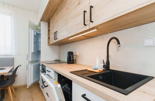 Loucna Pod Klinovcem Apartment | Beautiful apartment for 6 guests with WIFI, TV and balcony