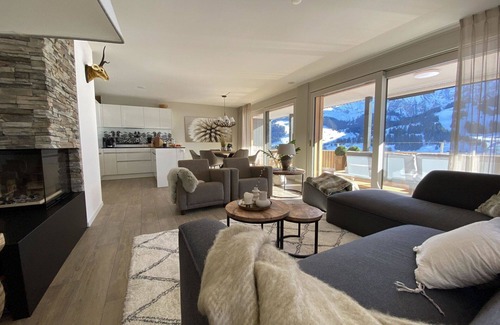 Adelboden Apartment | Beautiful apartment for 6 people with WIFI, TV and balcony