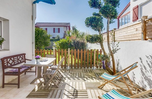 Guethary Apartment | Beautiful apartment for 2 guests with WIFI, A/C, TV and terrace