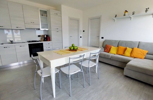Gera Lario Apartment | Beautiful apartment for 5 people with WIFI, TV, terrace and pets allowed