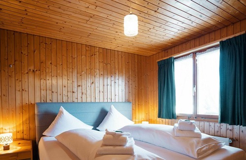 Amden Apartment | Beautiful apartment for 4 people with WIFI, balcony, pets allowed and parking