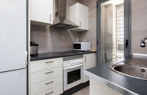 Vergel Apartment | Beautiful apartment for 2 people with A/C, WIFI, pool, TV, terrace and pets allowed