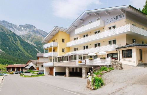 Solda Apartment | Beautiful apartment for 6 people with WIFI, TV, terrace, pets allowed and panoramic view
