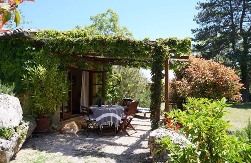 Montieri House | Beautiful apartment in villa for 4 guests with pool, terrace and pets allowed