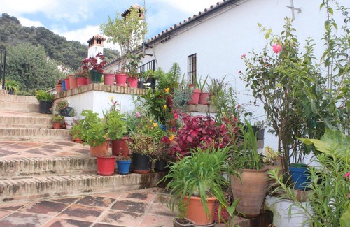 Genalguacil Apartment | Beautiful apartment in Genalguacil with 3 Bedrooms, WiFi and Outdoor swimming pool