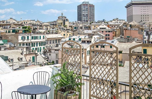 Genoa Historical Centre Apartment | Beautiful Apartment in Genova With Wifi and 4 Bedrooms