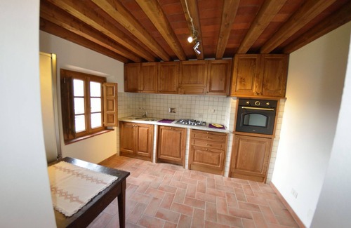 Nozanno Villa | Beautiful apartment in villa with pool, internet, A/C, TV, terrace, panoramic view, close to Lucca