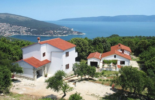 Gondolici House | Beautiful apartment in villa for 10 people with WIFI, TV, terrace and pets allowed