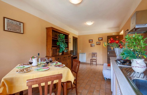 Apecchio Apartment | Beautiful apartment in Apecchio PU
