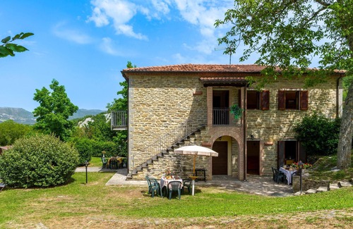 Apecchio Apartment | Beautiful apartment in Apecchio PU
