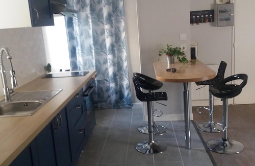 Saint-Marc Apartment | Beautiful apartment with balcony Center Brest