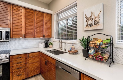 Phoenix House | Beautiful backyard oasis w/free heated diving pool