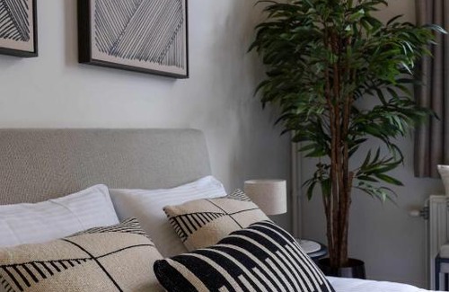 South Antwerp Apartment | Beautiful city suite
