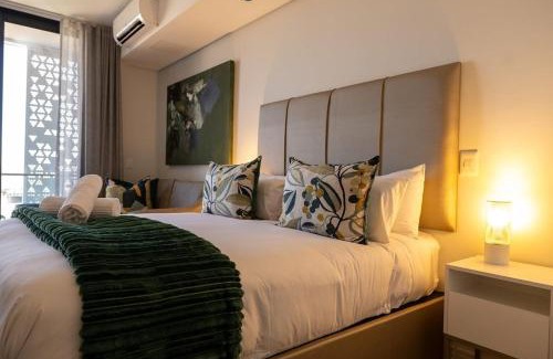 Greater Johannesburg Metropolitan Area Apartment | Beautiful Garnet at Ellipse