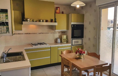 Cancale House | Beautiful home in Cancale with 4 Bedrooms and WiFi