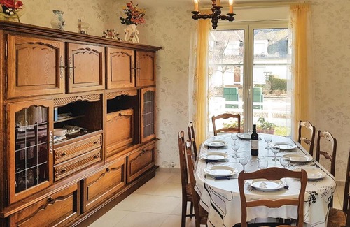 Cancale House | Beautiful home in Cancale with 4 Bedrooms and WiFi