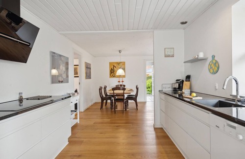 Boeslum House | Beautiful home in Juelsminde with house sea view