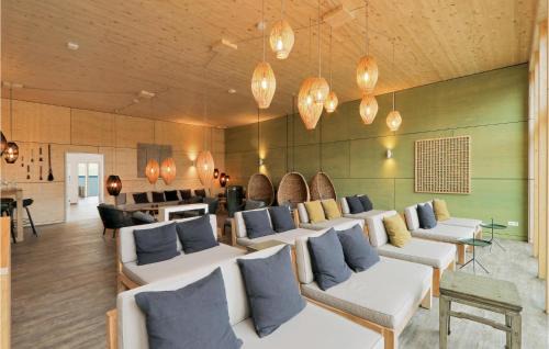 Lembruch House | Beautiful Home In Lembruchdümmer See