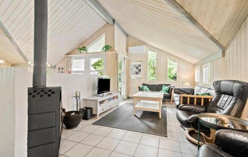 Jegum House | Beautiful Home In Oksbøl With Sauna