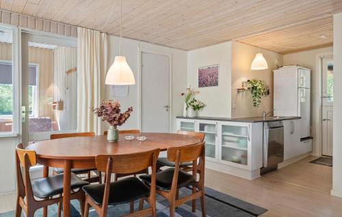 Kramnitse House | Beautiful Home In Rødby With Wifi