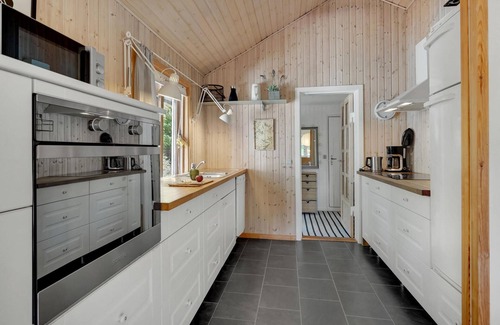 Hoensinge House | Beautiful home in Vig with WiFi