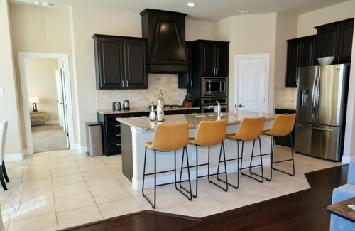 Little Elm House | Beautiful home next to PGA, guest suite,close beach, right next to frisco