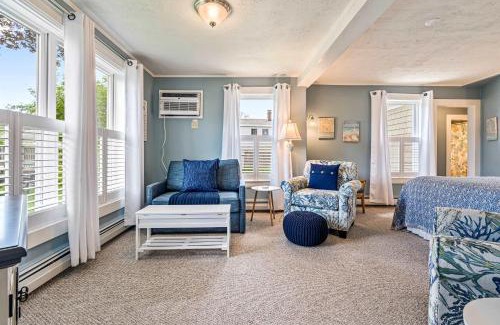 Ogunquit House | Beautiful inn ideal location Suite 2 Sea Cliffs