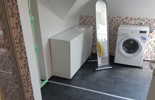 Dangastermoor Apartment | Beautiful large holiday home (with bath + shower) in Dangastermoor