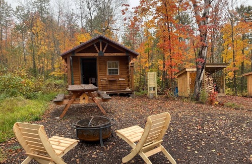 Finland Cabin | Beautiful log cabin in Finland, Mn with cozy charm