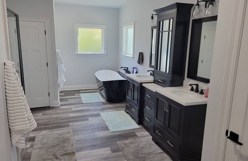 Pascagoula House | Beautiful, new-build coastal home 2 blocks from the waters edge!