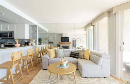 Solana Beach Condo | Beautiful Oceanfront Condo with Endless Views