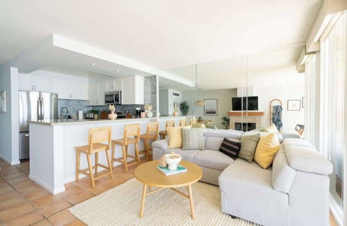 Solana Beach Condo | Beautiful Oceanfront Condo with Endless Views