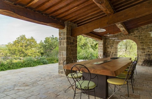 Radda in Chianti Villa | Beautiful private villa for 12 guests with WIFI, A/C, private pool, close to Greve In Chianti