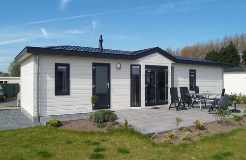 West-Graftdijk House | Beautiful private villa for 6 people with WIFI, TV, terrace and parking