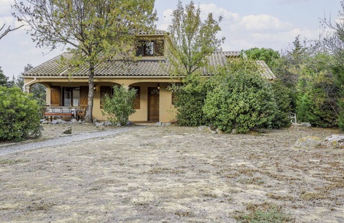 Salles-d'Aude House | Beautiful private villa for 10 people with WIFI, TV, terrace and pets allowed