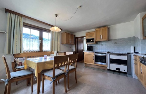 Niederwolz House | Beautiful private villa for 6 guests with WIFI, TV, terrace and pets allowed