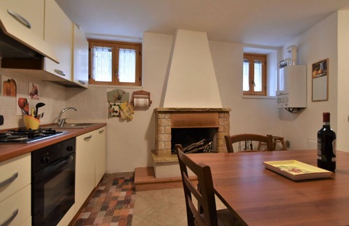 Dubino House | Beautiful private villa for 4 guests with WIFI, TV and balcony